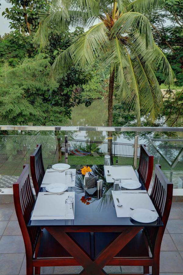Nadhiyoram River Retreat Kochi Exterior foto